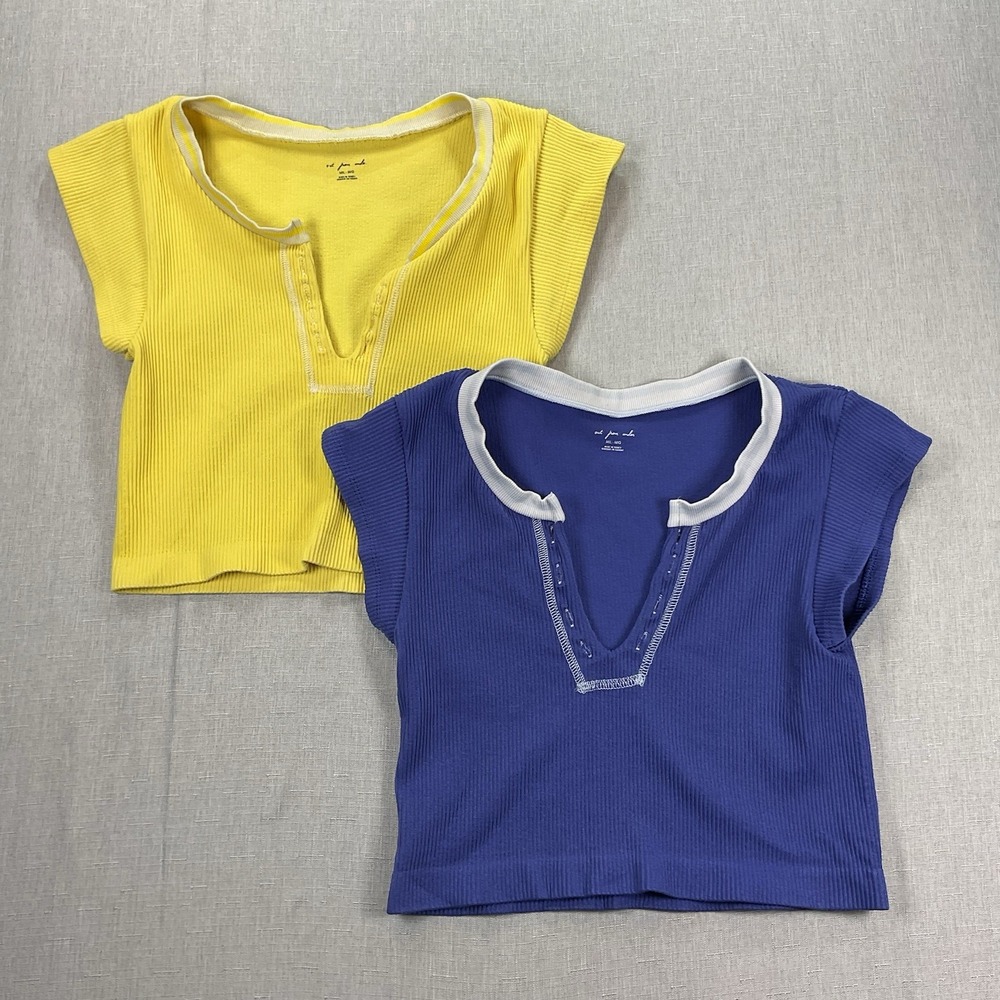 Out From Under Urban Outfitters Cropped Shirts M/L Blue  M/L Yellow